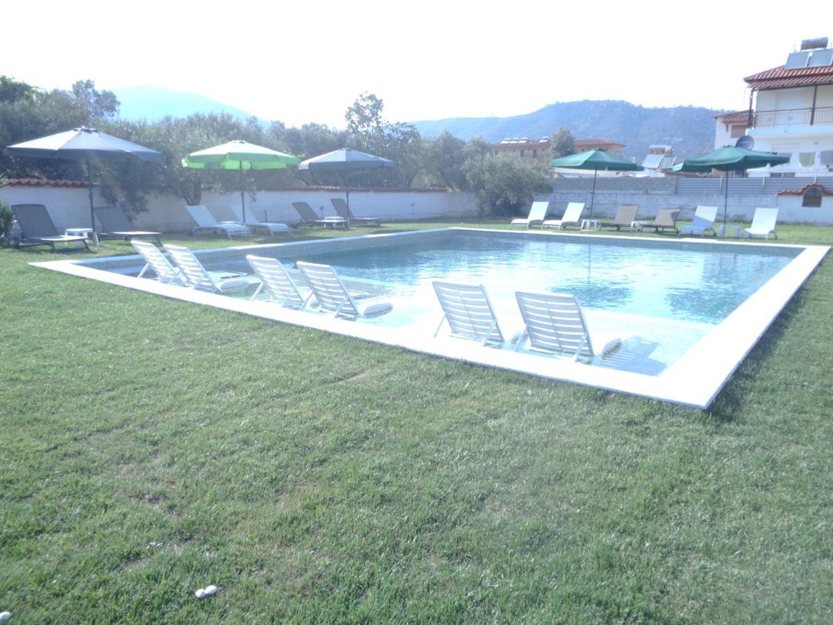 Vergina Pension サルティ エクステリア 写真